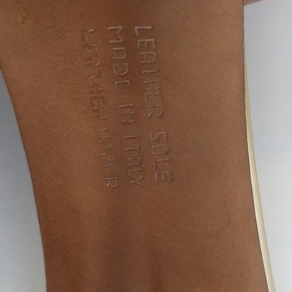 Salvatore Ferragamo Tiffany Slingback Strappy Gold Leather Sandals 8 Vintage - Picture 8 of 14